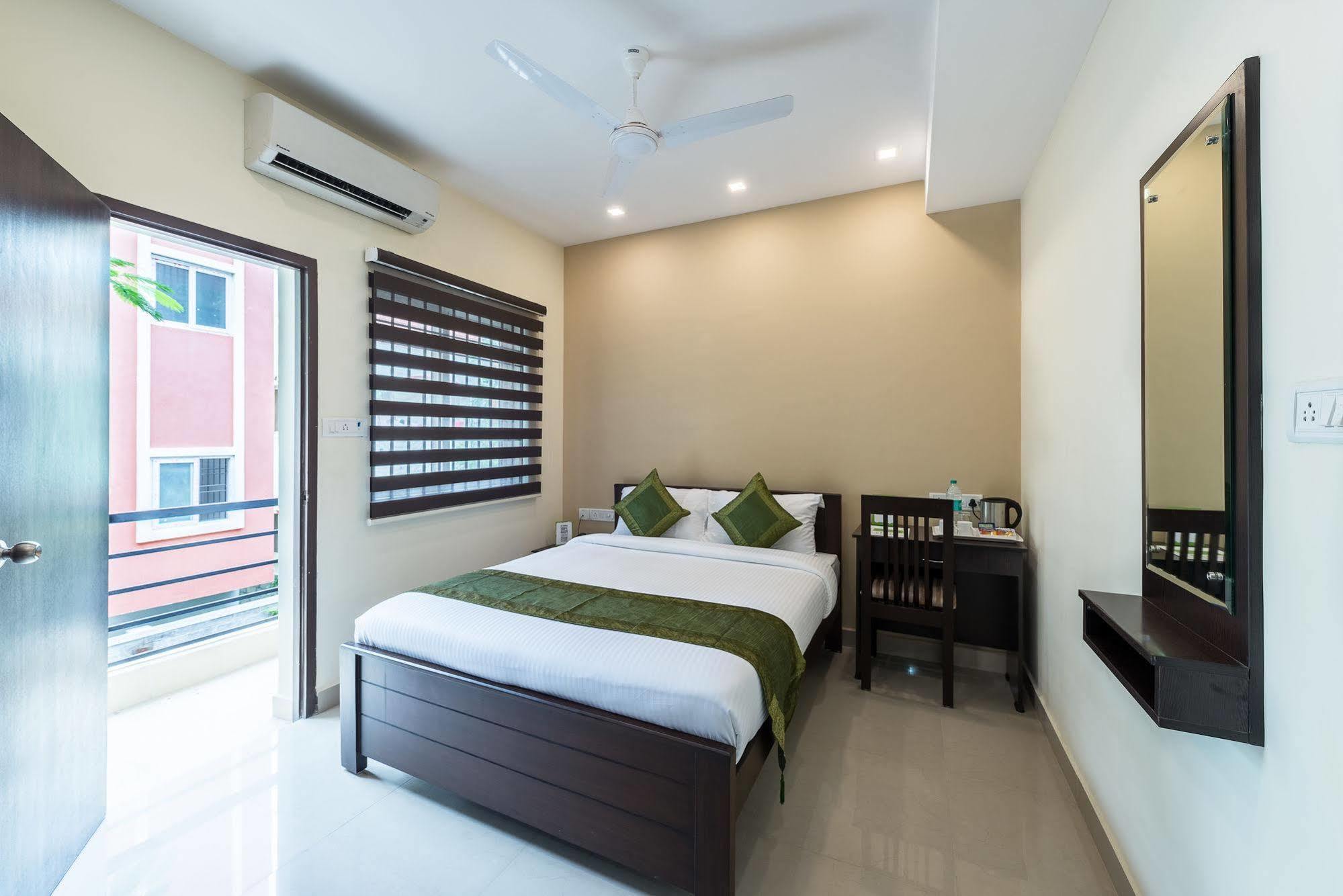 Treebo Adin Residence Chennai Trade Centre Экстерьер фото